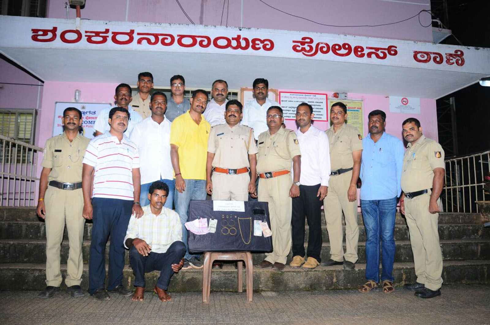 ಮನೆ ಕಳವು ಆರೋಪಿಯ ಬಂಧನ: ಚಿನ್ನಾಭರಣ ವಶ